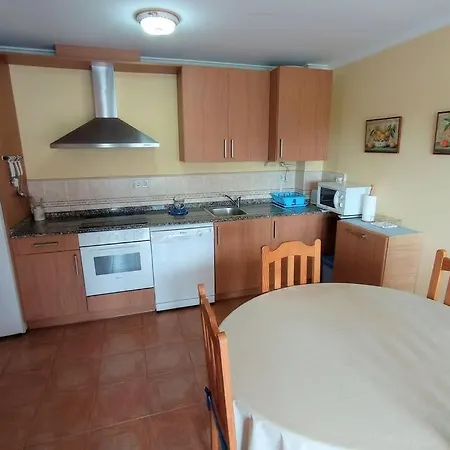 Apartamento Playa Catedrales Con Terraza Y Piscina Apartment *
