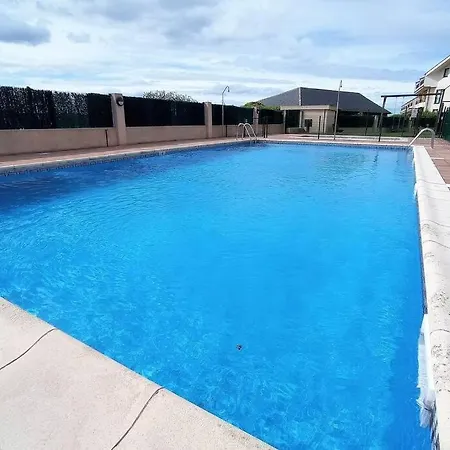 Apartamento Playa Catedrales Con Terraza Y Piscina